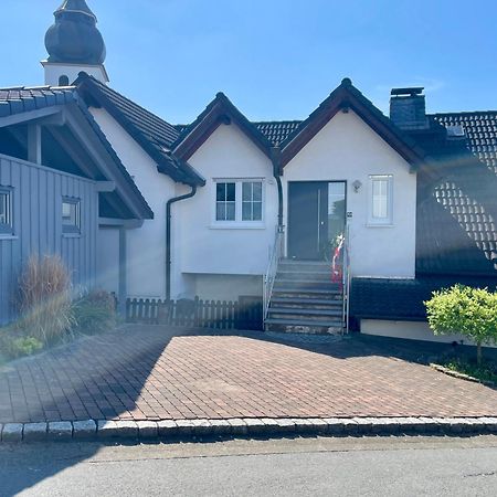 Moderne Ferienwohnung Mit Sonnenbalkon In Fretter Finnentrop Екстериор снимка